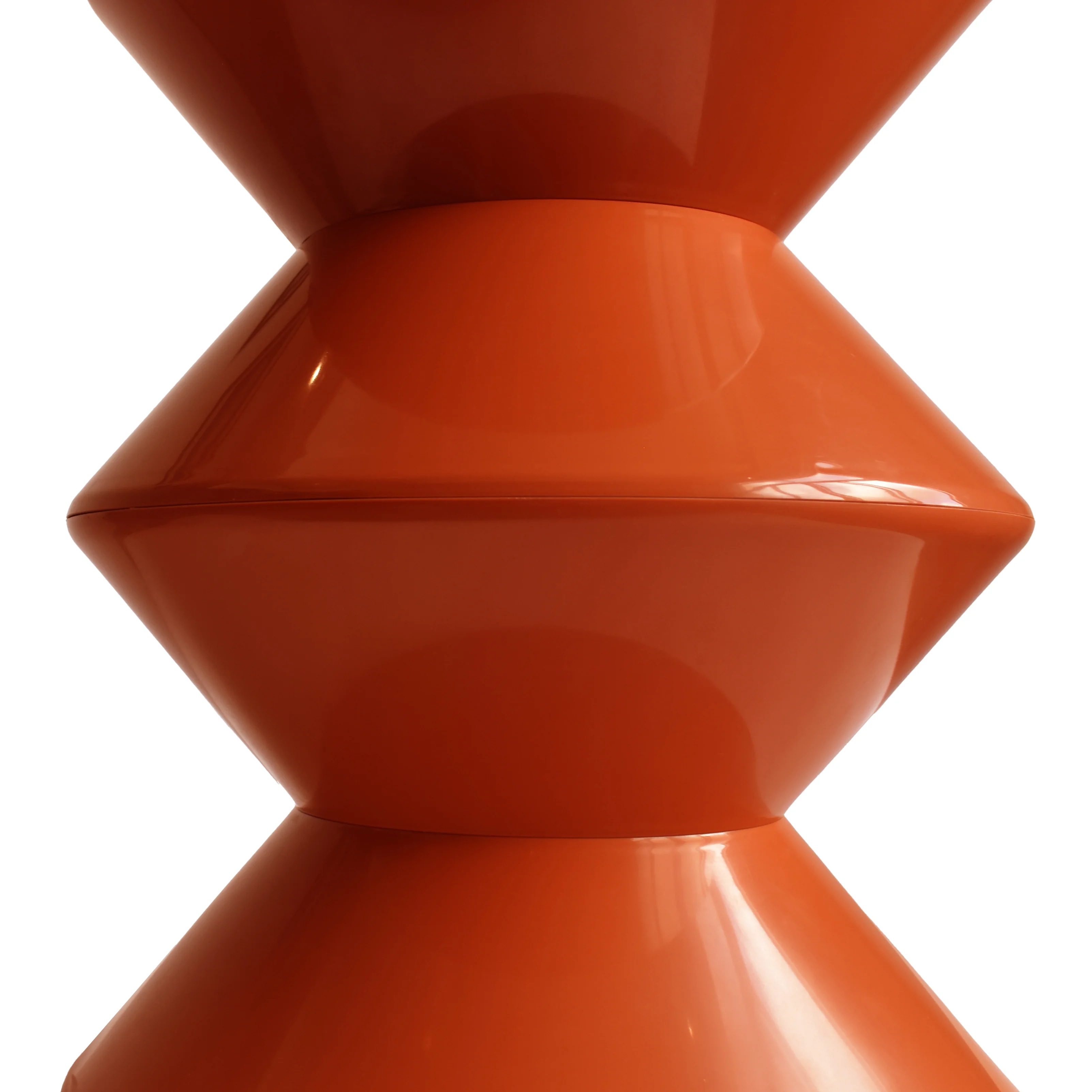 Aura Modern Plastic Side End Table, Indoor/Outdoor Use, Brown