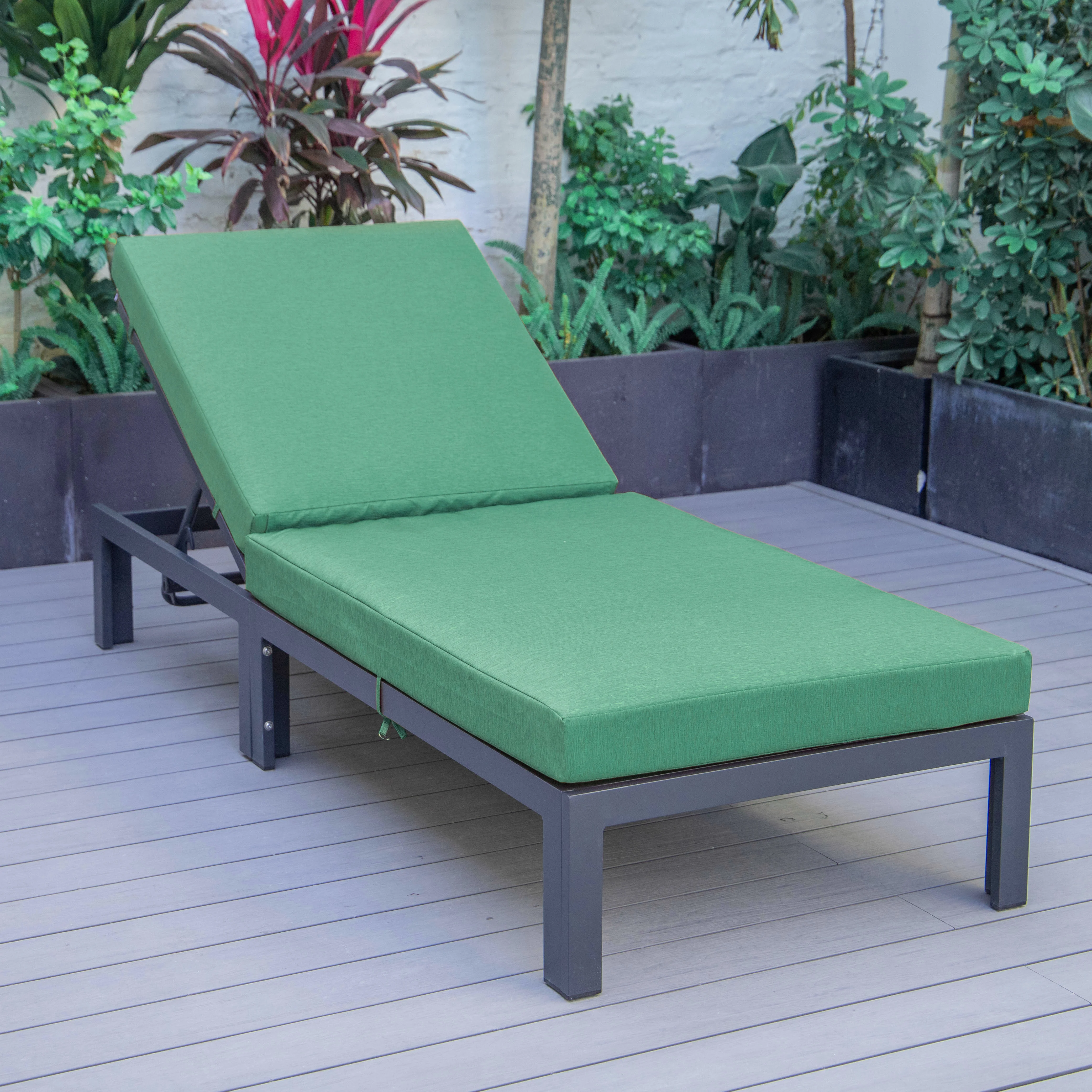 Chelsea Modern Outdoor Chaise Lounge Chair With Cushions
