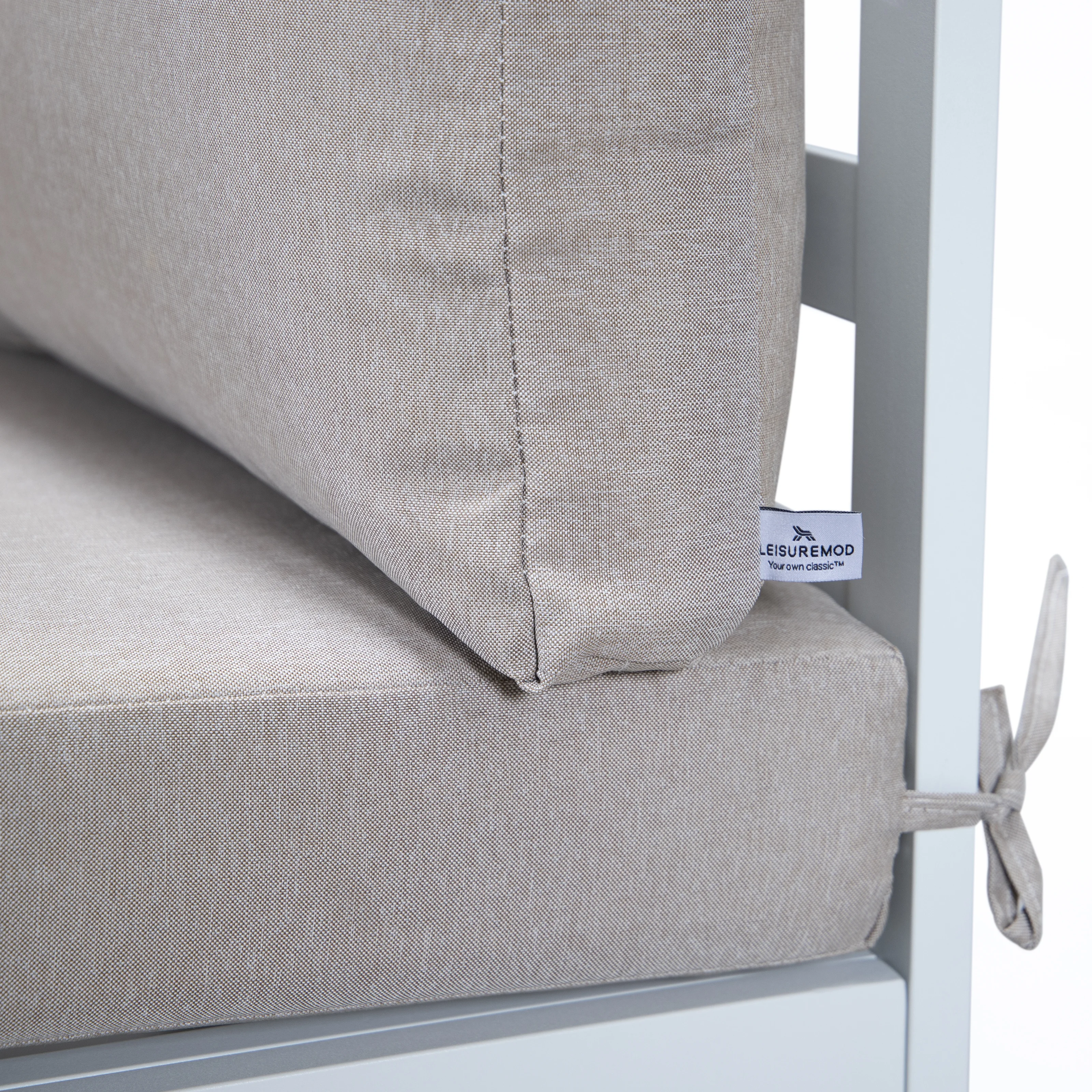 Chelsea 7-Piece Patio Sectional And Coffee Table Set White Aluminum With Cushions