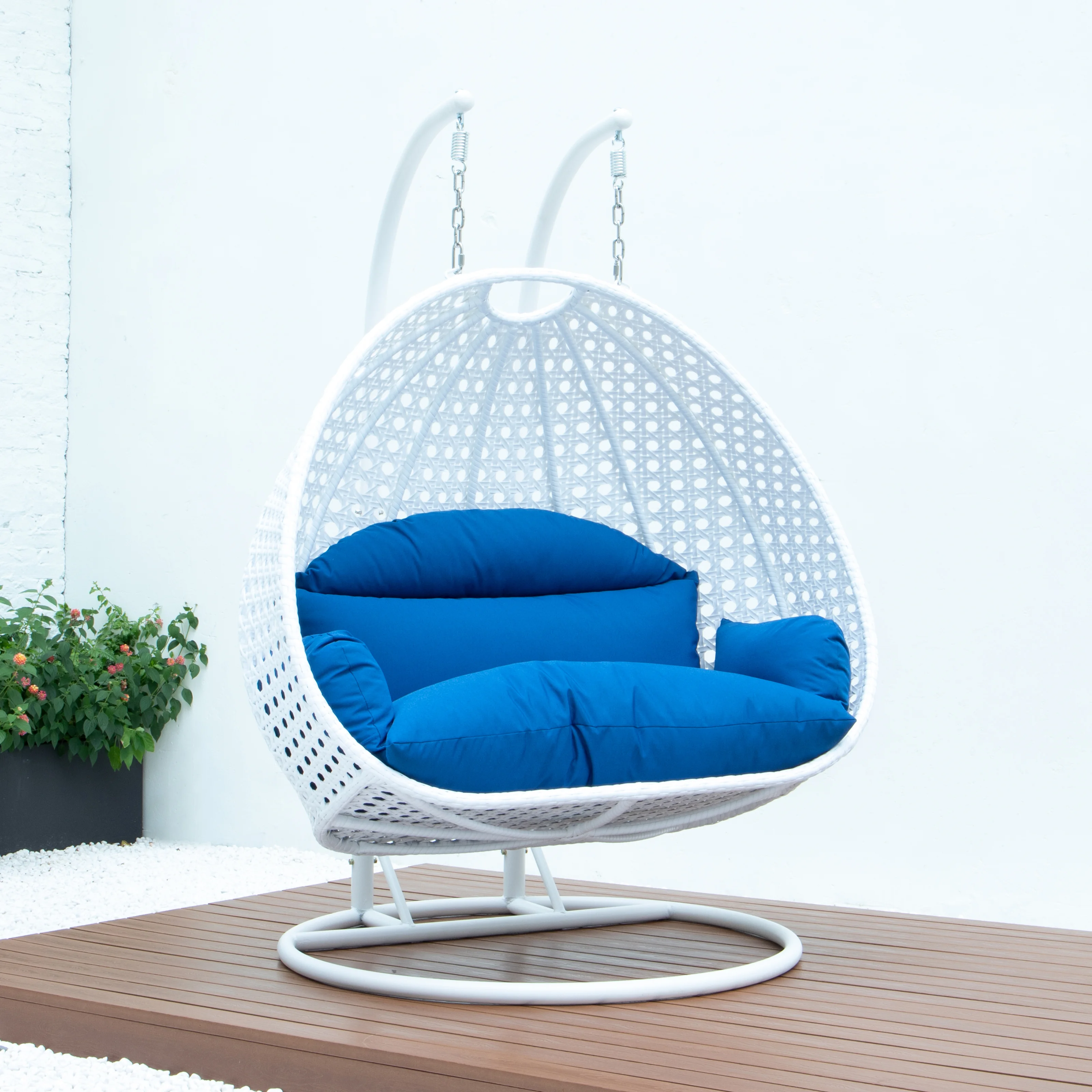 White Wicker Hanging 2 person Egg Swing Chair