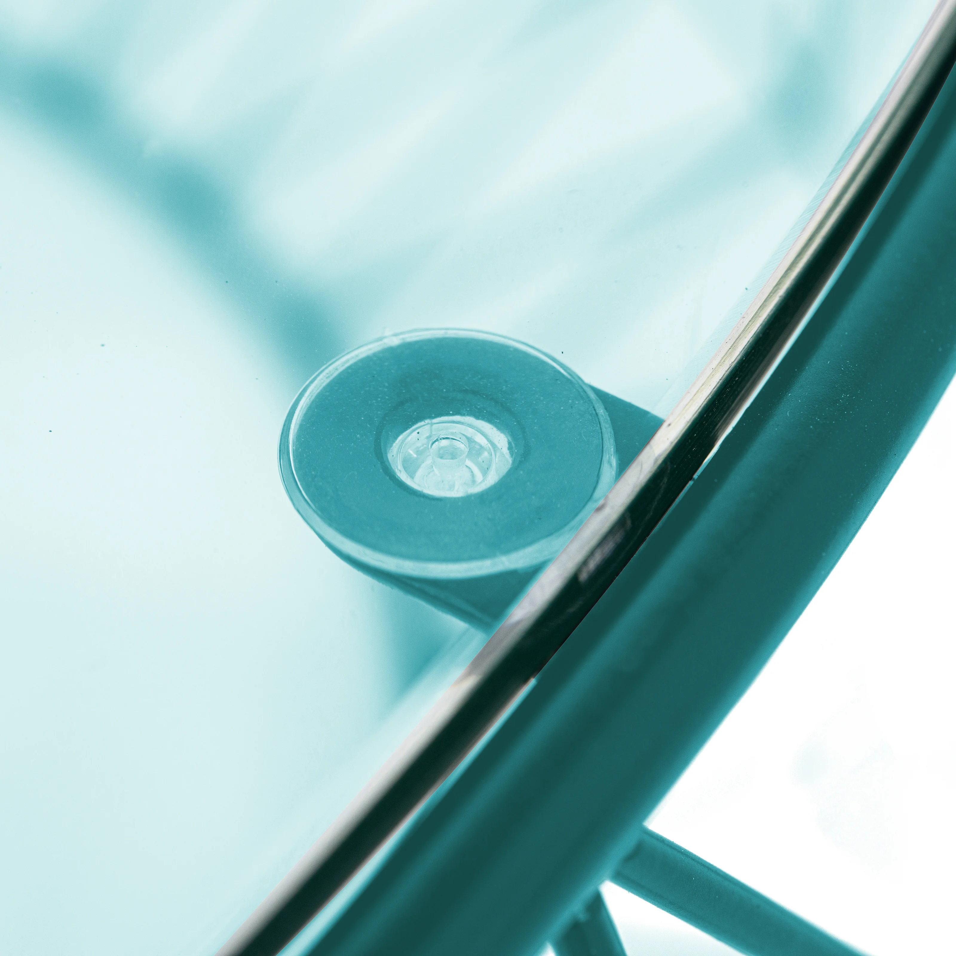 Malibu Modern Round Glass Top Coffee Table With Metal Base