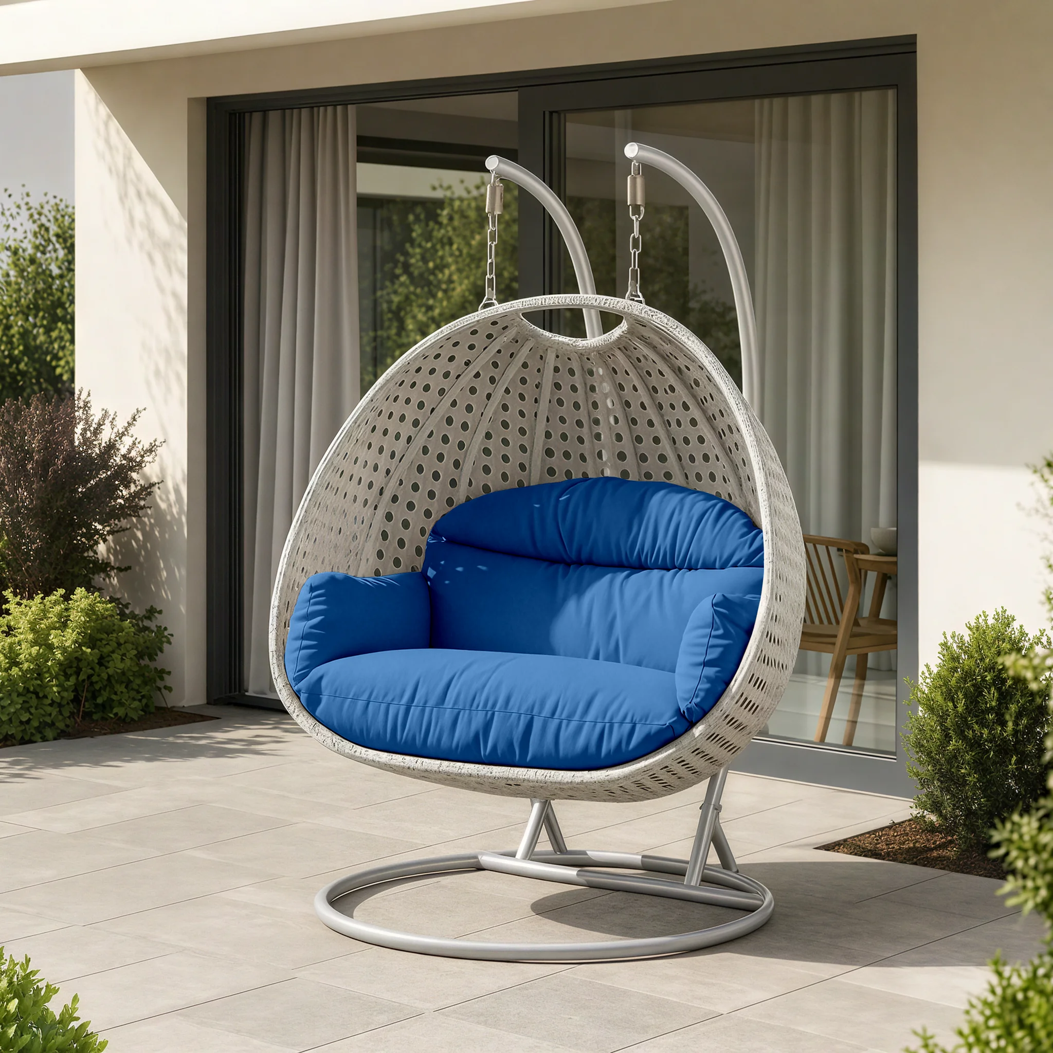 Mendoza Light Grey Wicker Hanging 2 person Egg Swing Chair