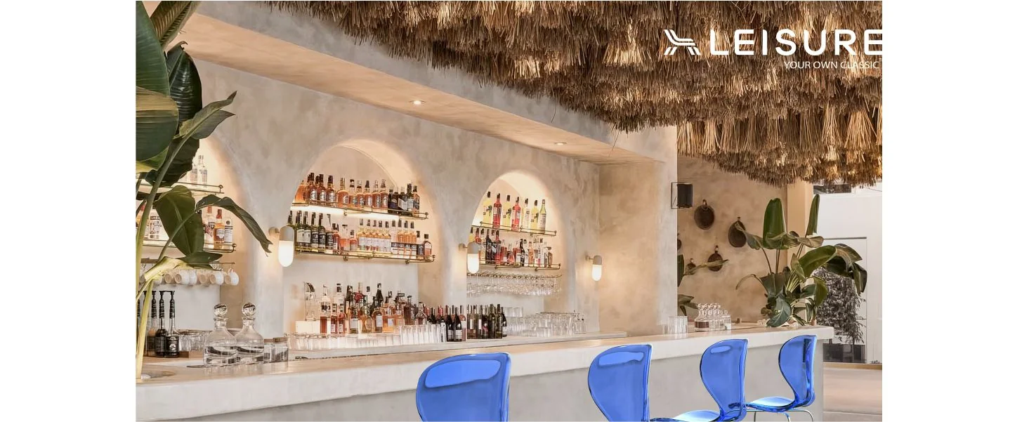 Oyster Acrylic Barstool with Steel Frame in Chrome Finish in Transparent Blue