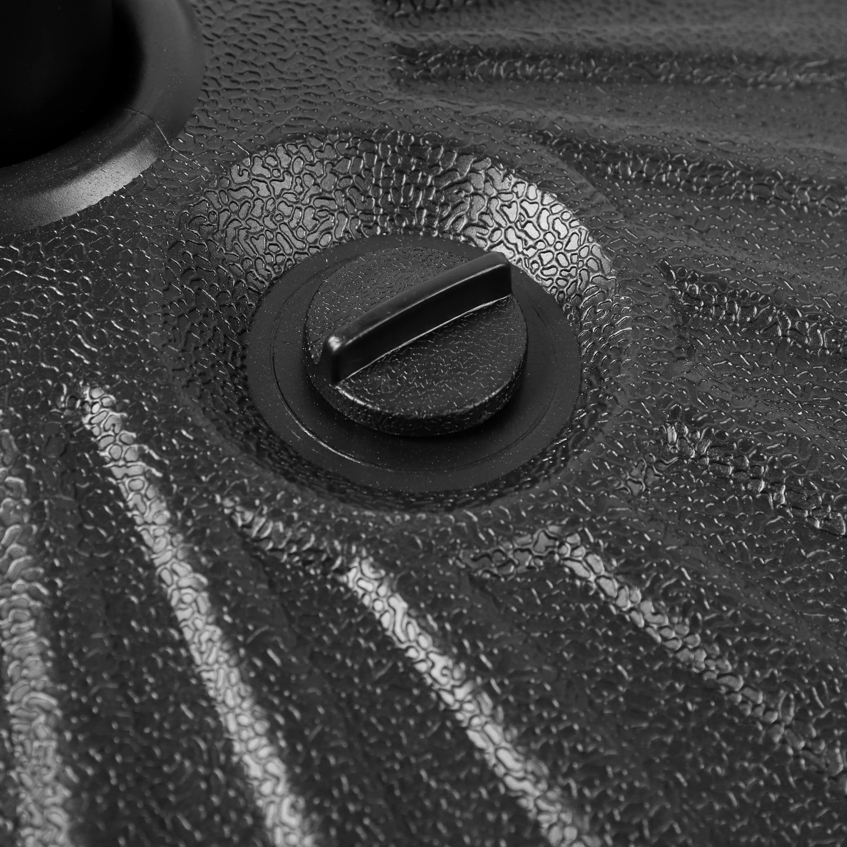 Sierra Outdoor Patio Umbrella with Base in Cream