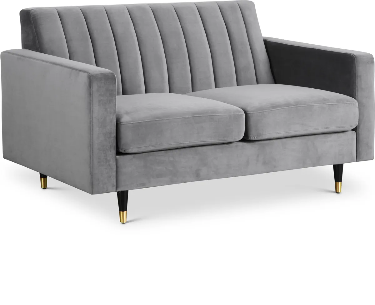Lola - Loveseat - Gray