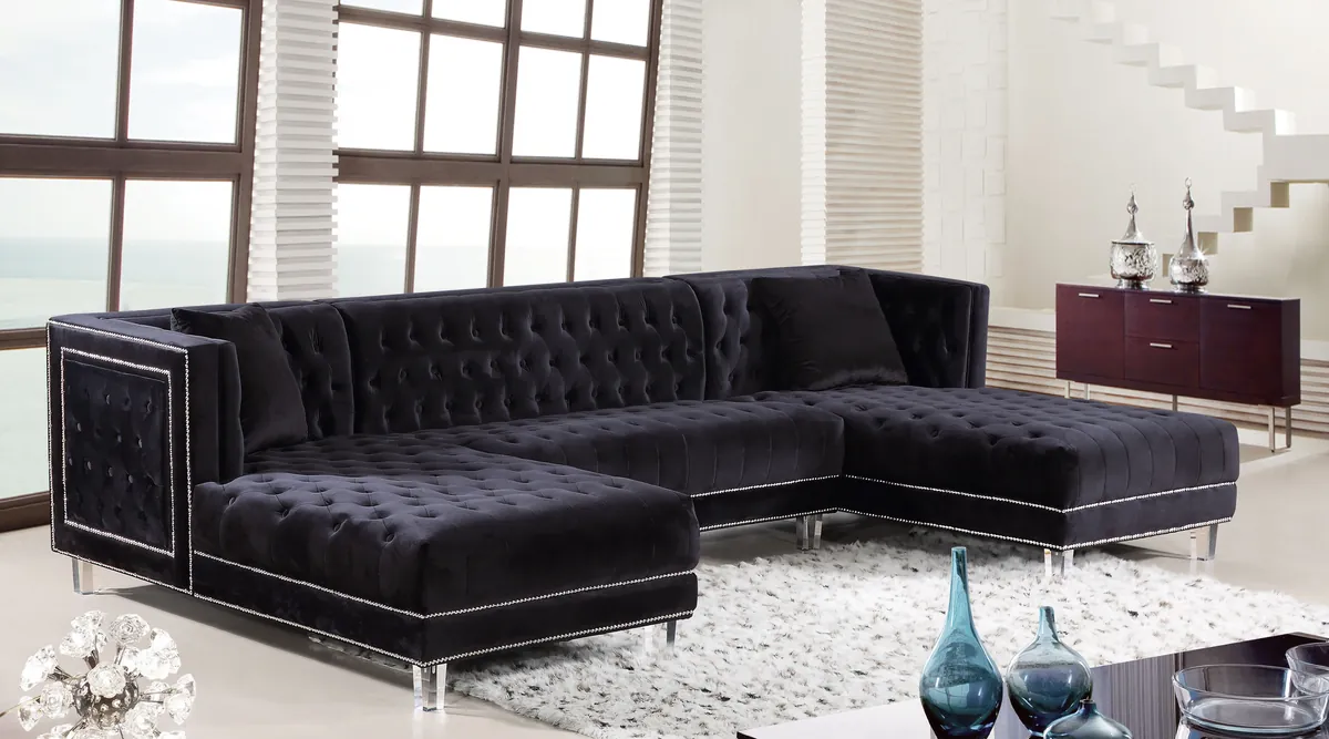 Moda - 3 Piece Sectional - Black - View 2