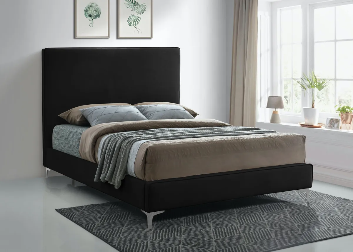Geri - King Bed - Black