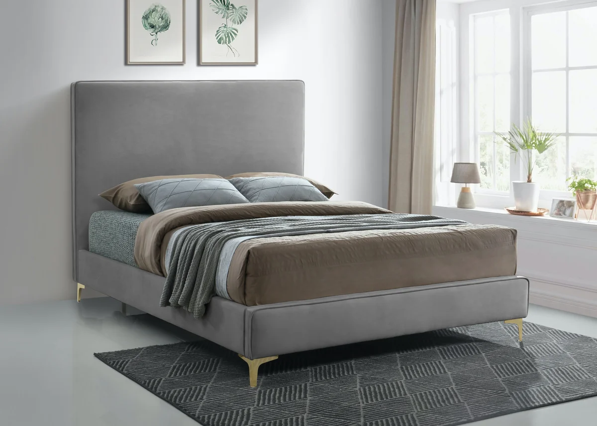 Geri - Queen Bed - Gray