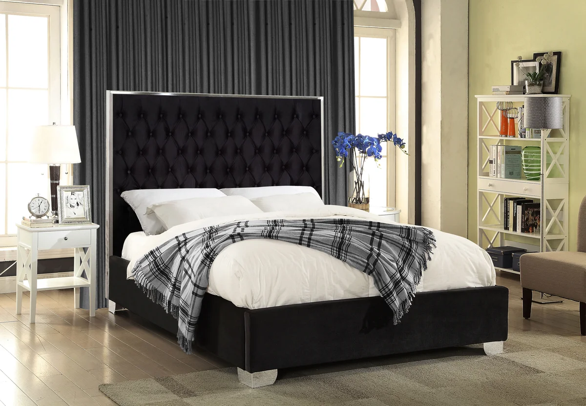 Lexi - King Bed - Black - View 2