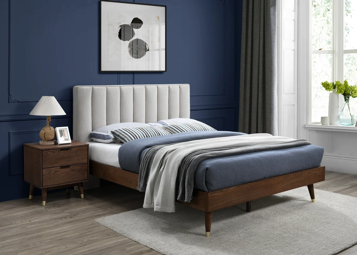 Vance - King Bed - Beige