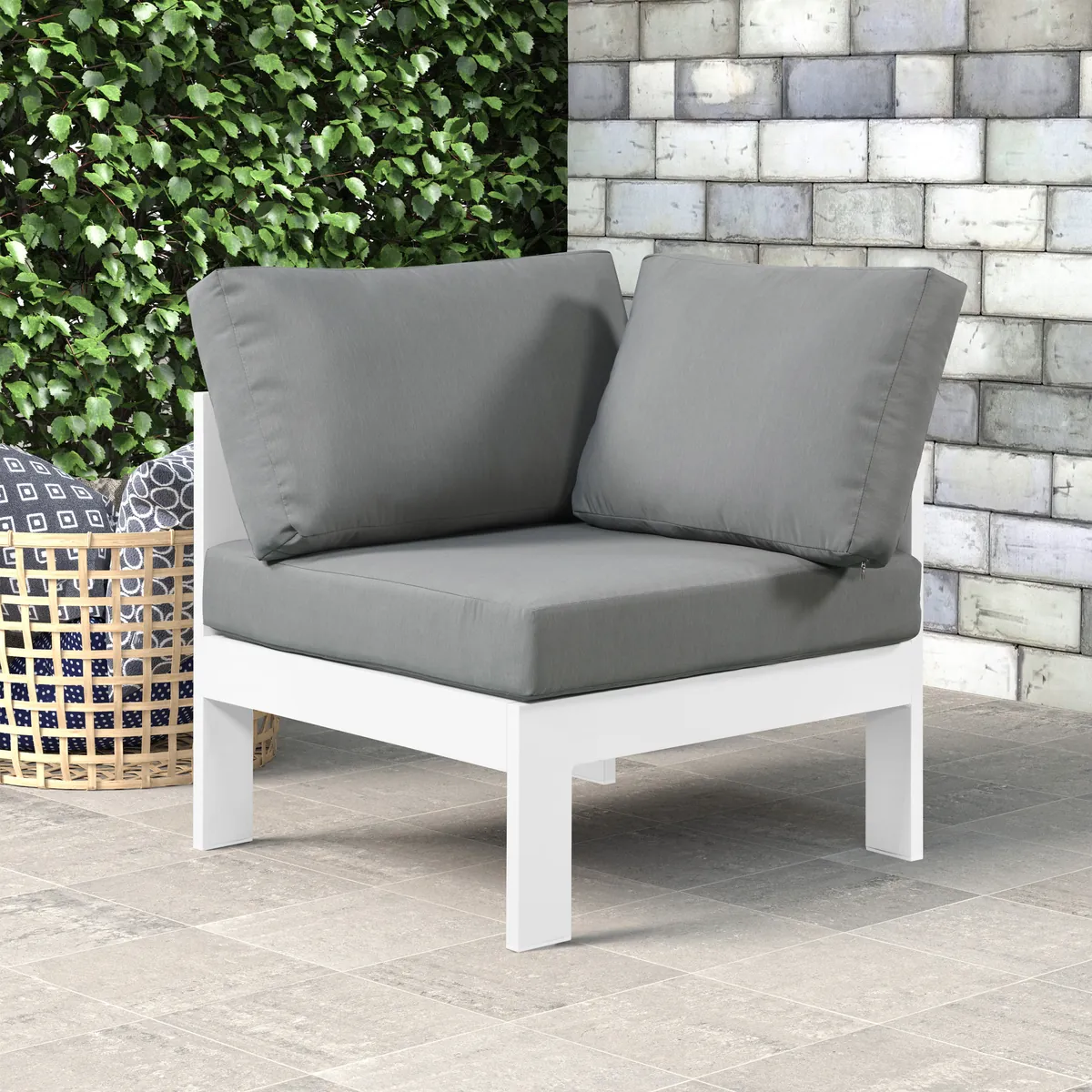 Nizuc - Outdoor Patio Corner Chair - Gray - View 2