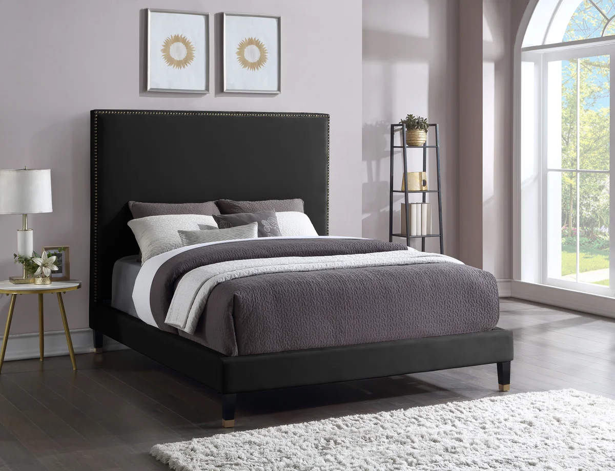 Harlie - Queen Bed - Black - View 2