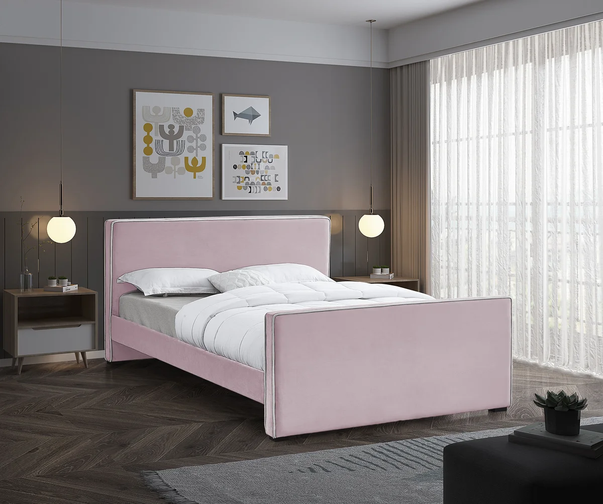 Dillard - Queen Bed - Pink - View 2