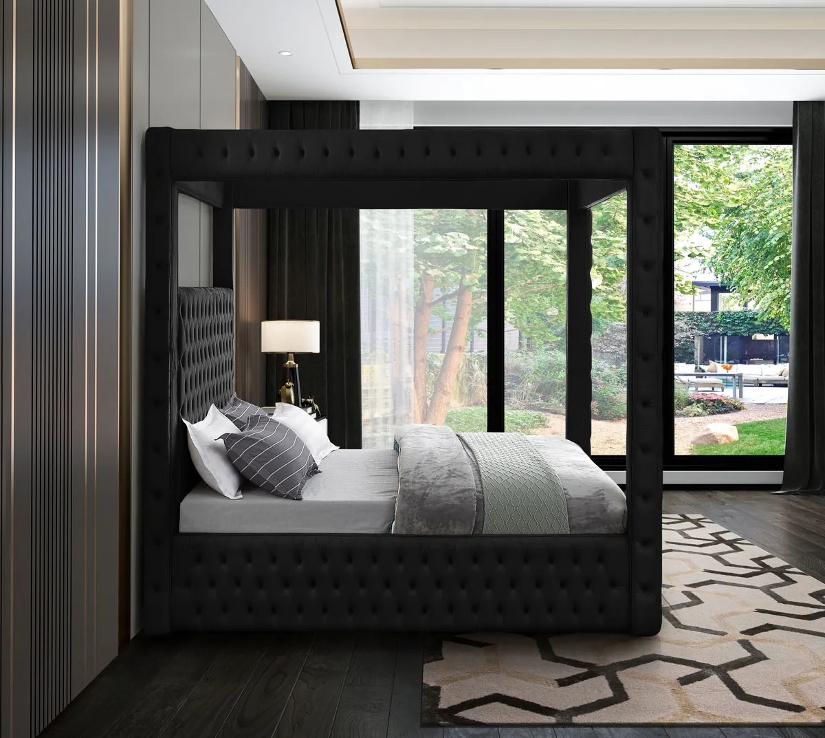 Royal - Queen Bed - Black
