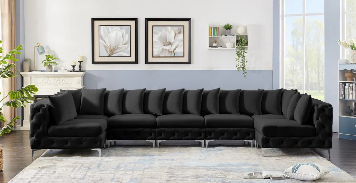 Tremblay - 7 Piece Modular U-Shaped Sectional - Black