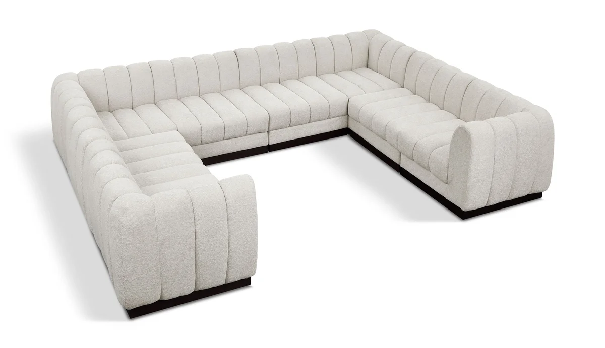 Quinn - 8 Piece Modular U-Shaped Sectional - Cream
