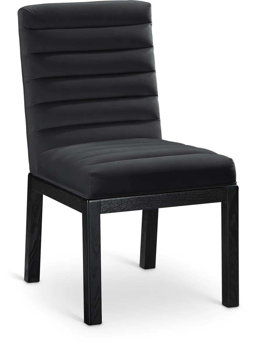 Evelyn - Dining Chair With Black Legs - Black